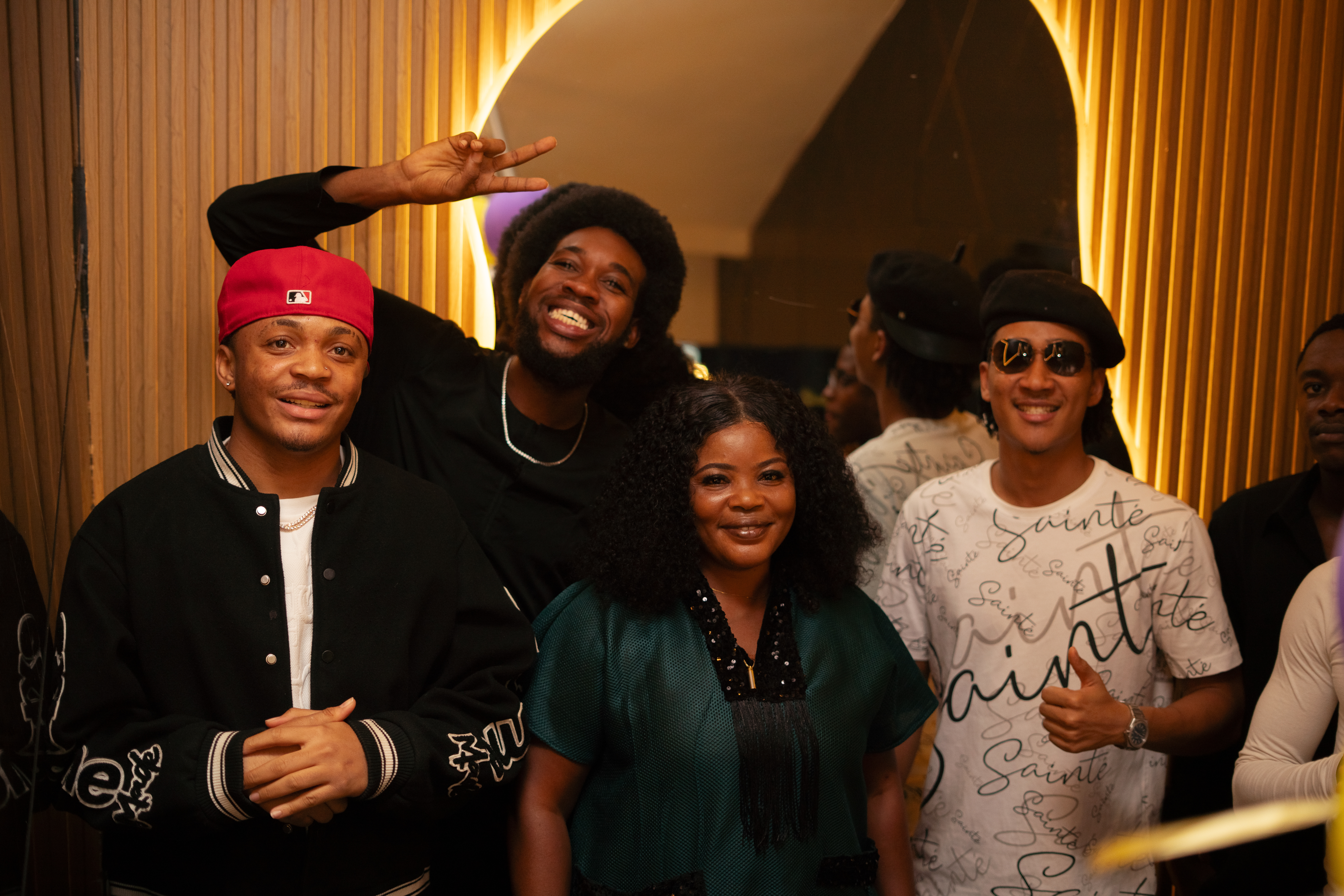 Aunty Mary's Cuisine food and interior photo